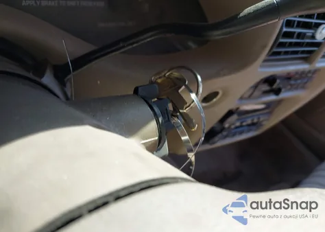 1996 Buick Regal Custom z USA, uszkodzony, nr VIN 2G4WB52K7T1502427